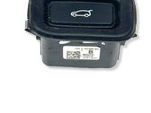 Tailgate/boot open switch button