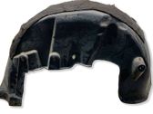 Rear arch fender liner splash guards