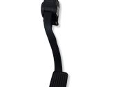 Accelerator throttle pedal