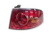 Задний фонарь в кузове
