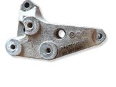 Gearbox mounting bracket
