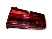 Tailgate rear/tail lights