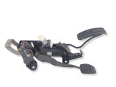 Accelerator throttle pedal