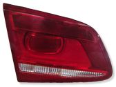 Tailgate rear/tail lights