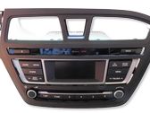 Radio / CD-Player / DVD-Player / Navigation