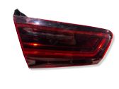 Tailgate rear/tail lights