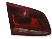 Tailgate rear/tail lights