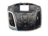 Radio / CD-Player / DVD-Player / Navigation