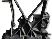 Front bumper mounting bracket