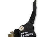 Accelerator throttle pedal
