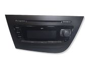 Radio / CD-Player / DVD-Player / Navigation