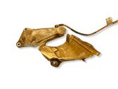 Engine mounting bracket