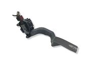 Accelerator throttle pedal
