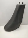 Moldura superior lateral del asiento trasero