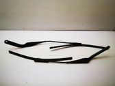 Windshield/front glass wiper blade