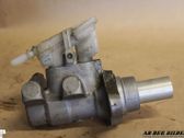 Master brake cylinder