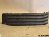 Front bumper mounting bracket