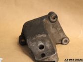 Engine mounting bracket