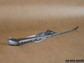 Front wiper blade arm