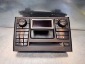 Radio / CD-Player / DVD-Player / Navigation