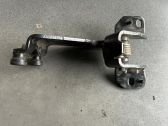 Sliding door middle roller runner