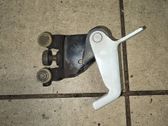 Sliding door middle roller runner
