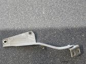 Engine bonnet/hood hinges