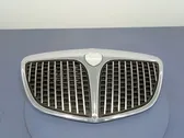 Grille de calandre avant