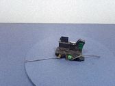 Cerradura de puerta delantera