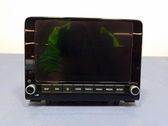 Radio / CD-Player / DVD-Player / Navigation
