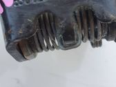 Middle seatbelt buckle (rear)