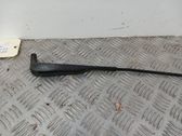 Brazo del limpiaparabrisas delantero