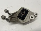 Front differential mounting bracket