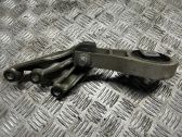 Gearbox mounting bracket