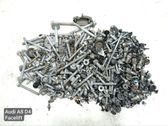 Mutterit/pultit