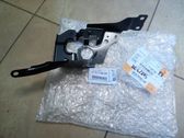 Fender mounting bracket