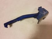 Engine bonnet/hood hinges