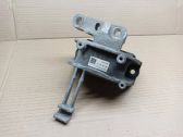 Engine mount bracket