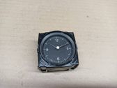Uhr