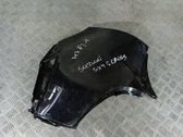 Moldura embellecedora de la barra del amortiguador trasero