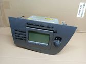 Radio/CD/DVD/GPS head unit