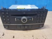 Radio / CD-Player / DVD-Player / Navigation