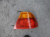 Lámpara de faros/luces traseros
