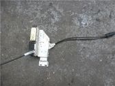 Serrure de porte avant