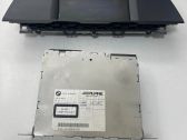 Radio/CD/DVD/GPS head unit