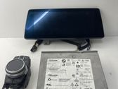 Radio / CD-Player / DVD-Player / Navigation