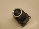 Bouton poussoir de démarrage du moteur