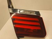 Tailgate rear/tail lights