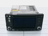 Panel / Radioodtwarzacz CD/DVD/GPS