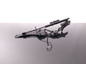 Engine bonnet/hood hinges